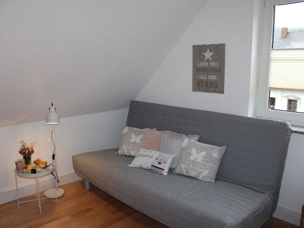 Apartment photo 2