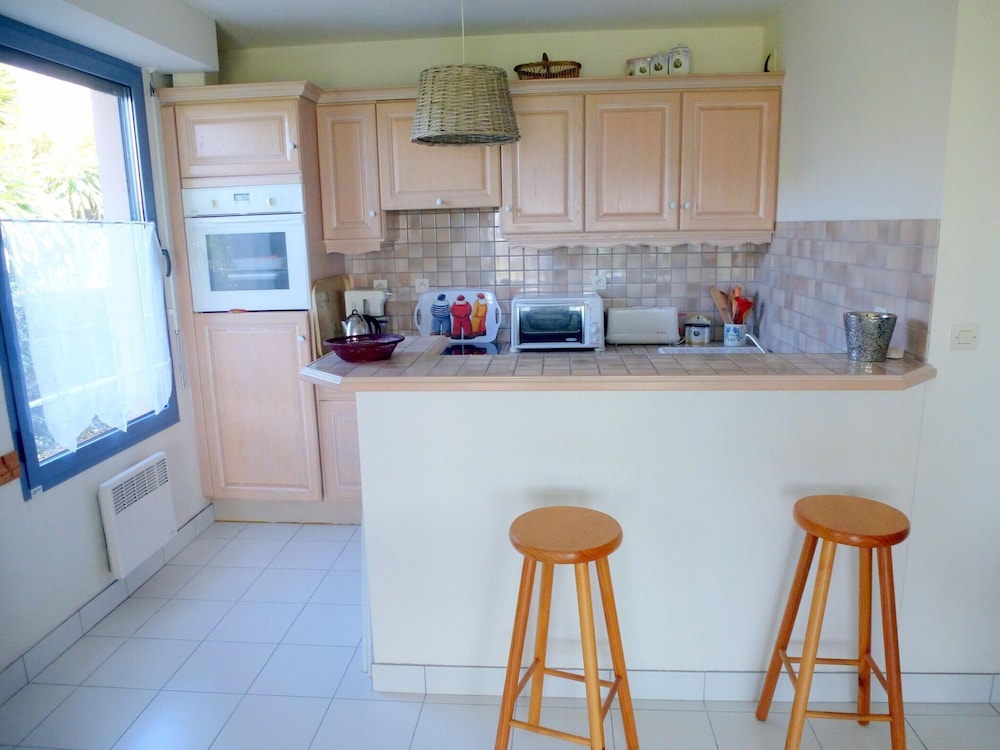 Apartment photo 2