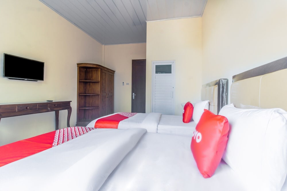 Deluxe Twin Room photo 2