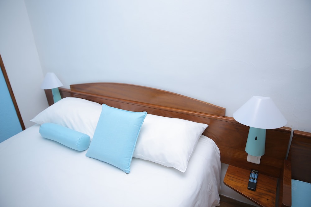Double Room, Non Smoking, City View photo 2
