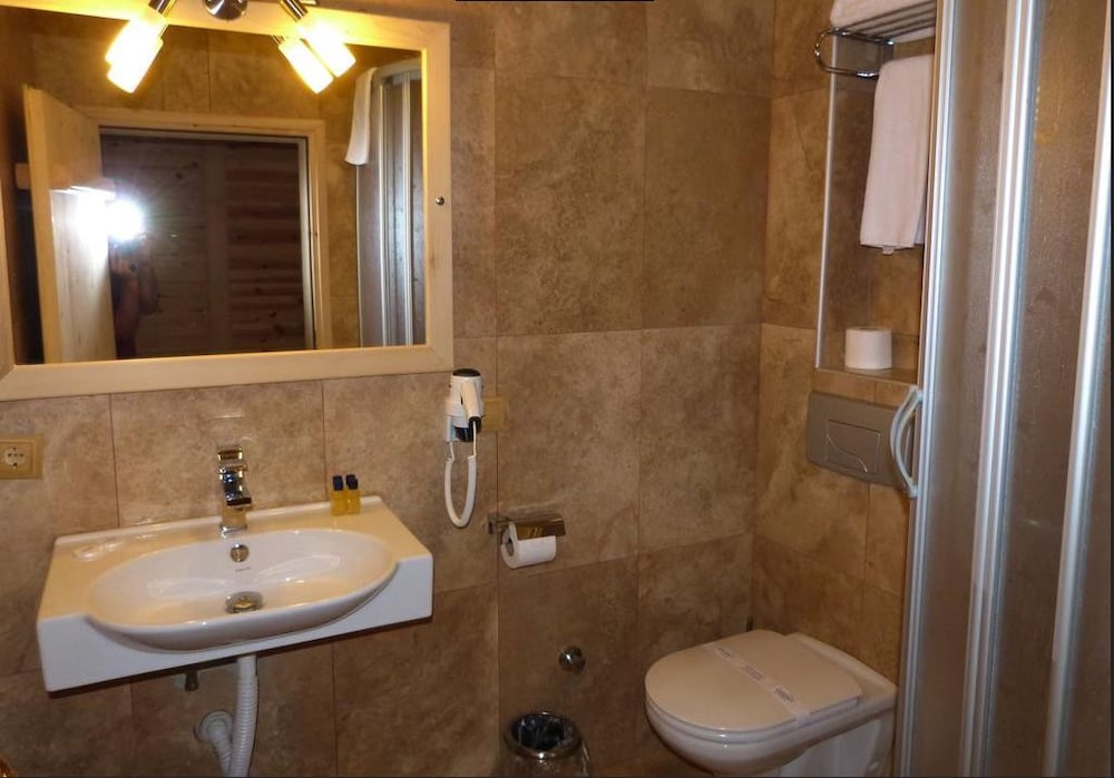 Standard Double Or Twin Room, Balcony, River View photo 2