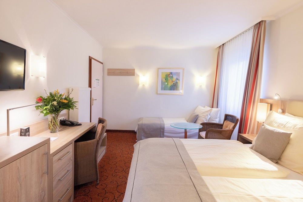 Comfort Triple Room photo 3