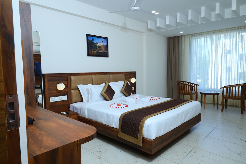 Deluxe Room - Photo 18
