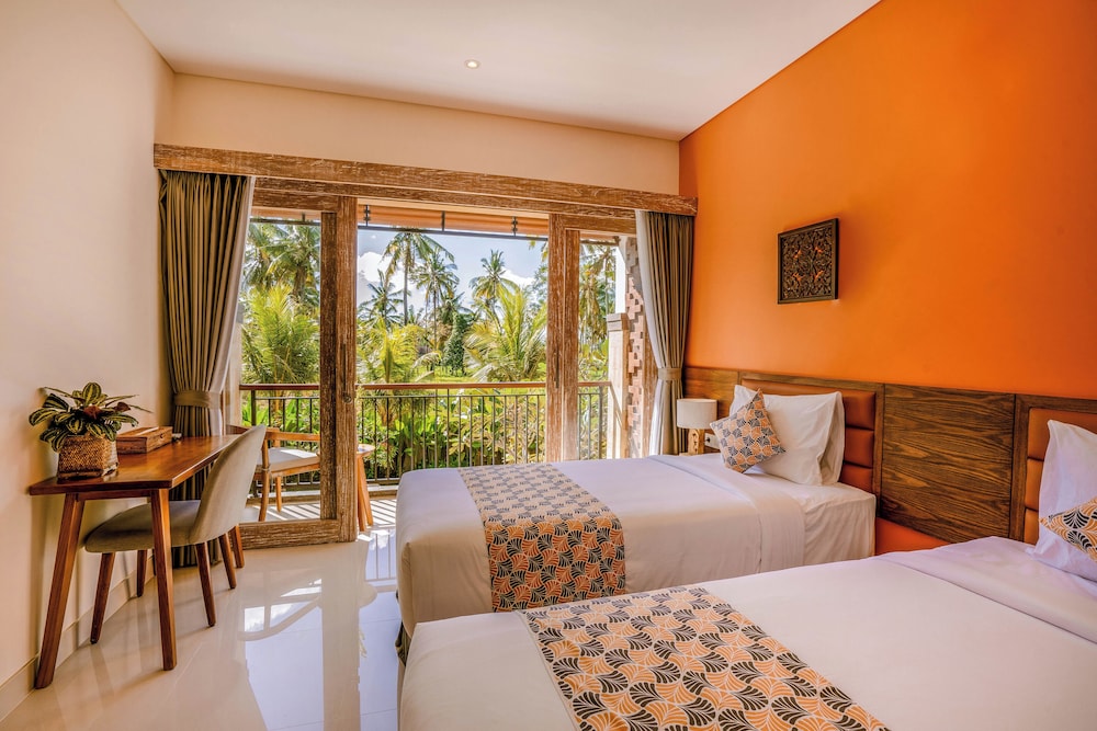 Deluxe Room, Pool View - Photo 2