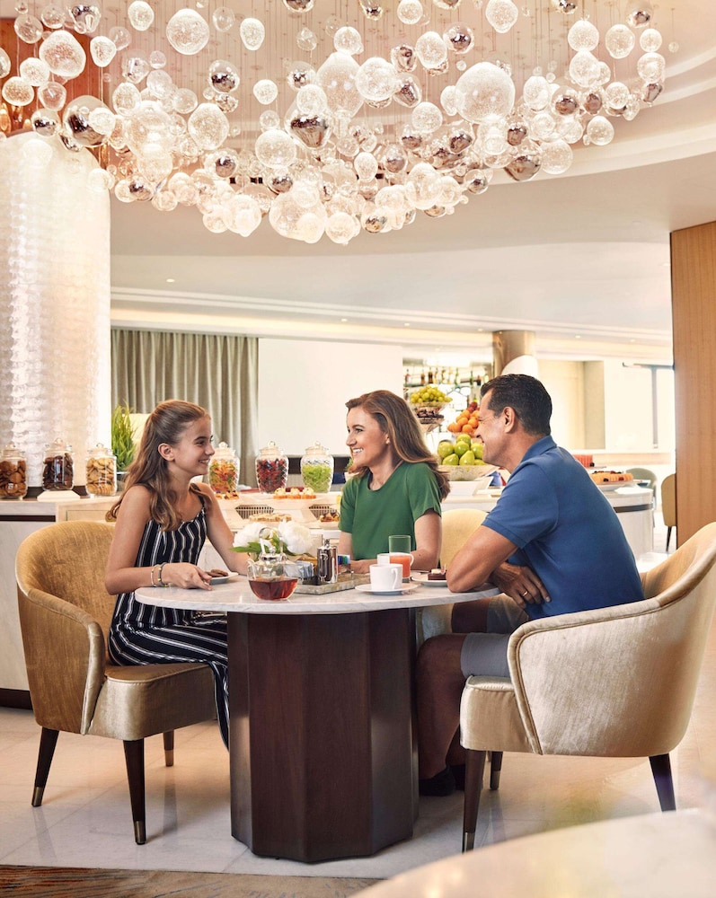 Imperial Club King Room - Palm View