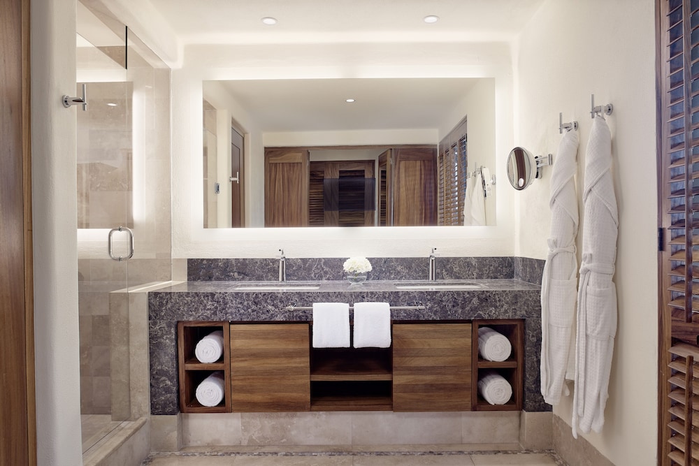 Ocean Penthouse - Photo 8