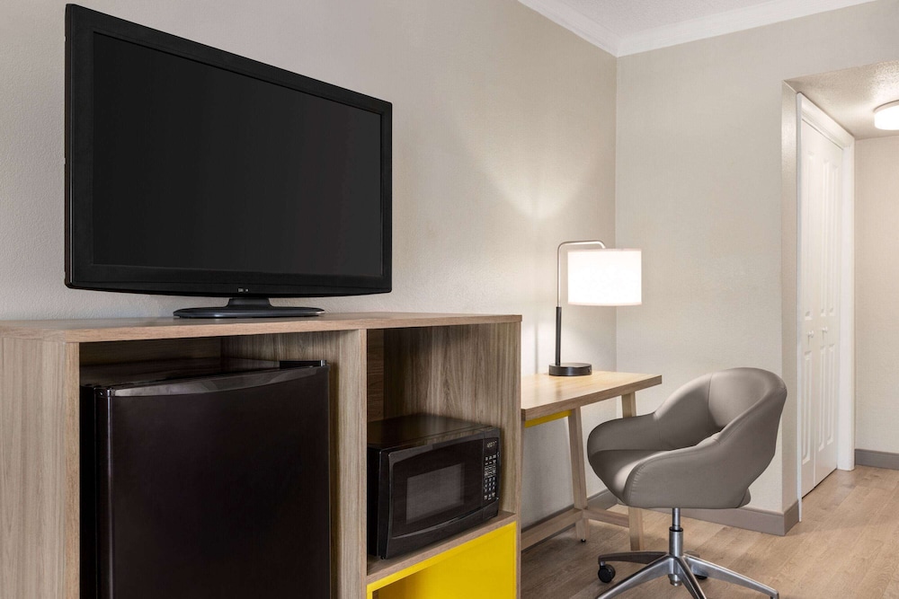Deluxe Room, 2 Double Beds, Non Smoking - Photo 2