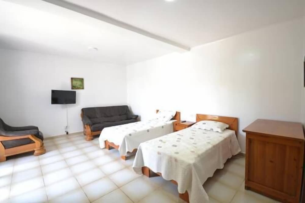 Villa photo 3