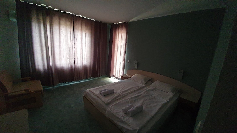 Comfort Triple Room photo 2