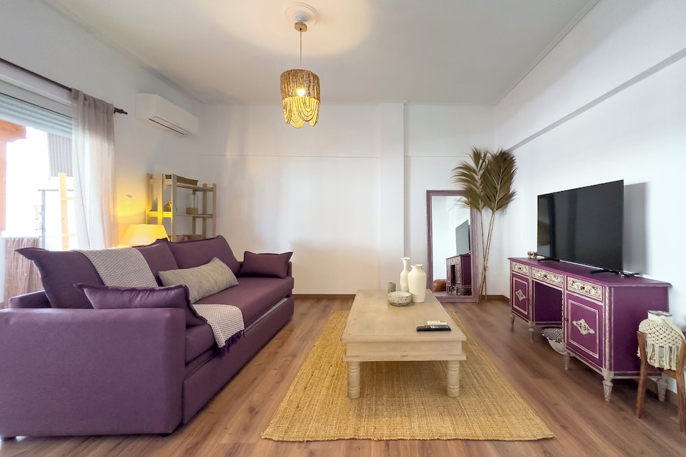 Deluxe Apartment, City View