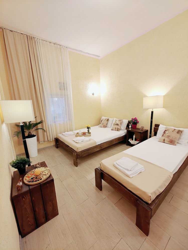 Standard Room photo 2