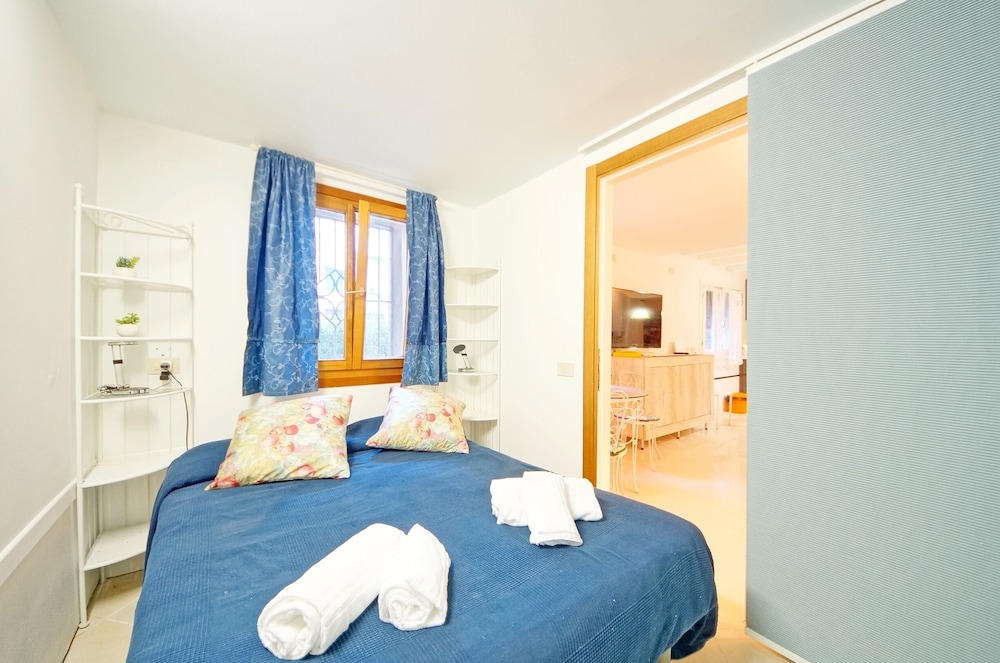 Apartment, 1 Bedroom, Garden View photo 2