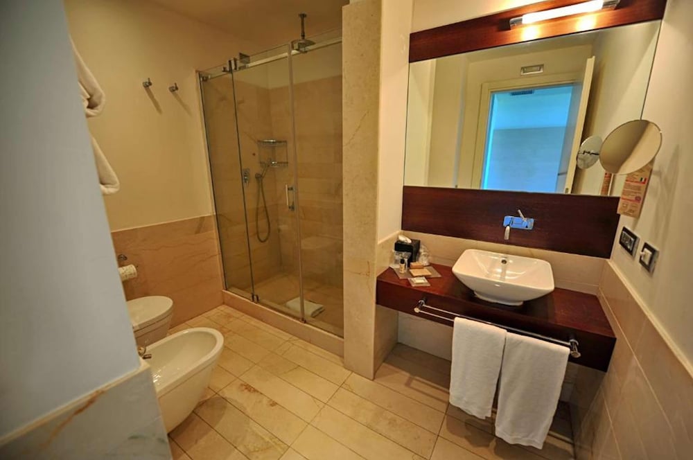 Superior Double Room - Photo 10