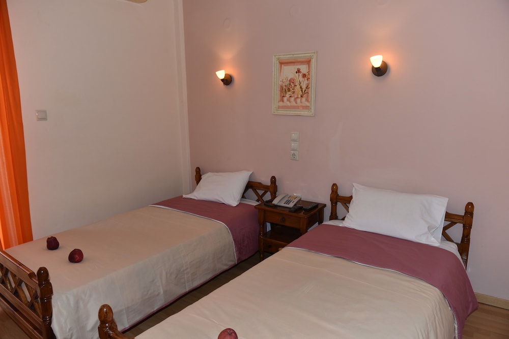 Family Apartment, 2 Bedrooms photo 3