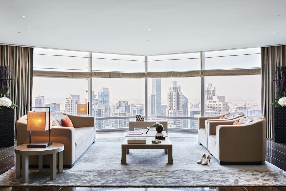 Armani Signature Suite photo 2