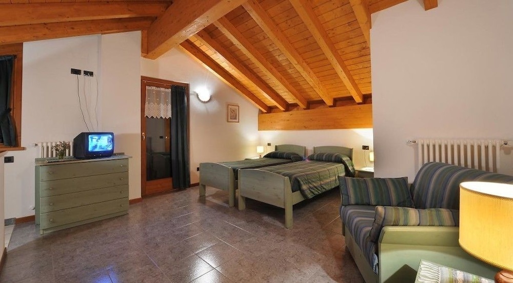 Quadruple Room photo 3