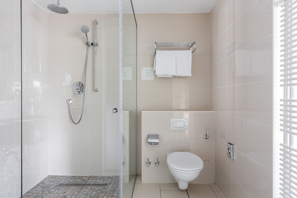 Medium Studio with Kitchenette - Photo 15