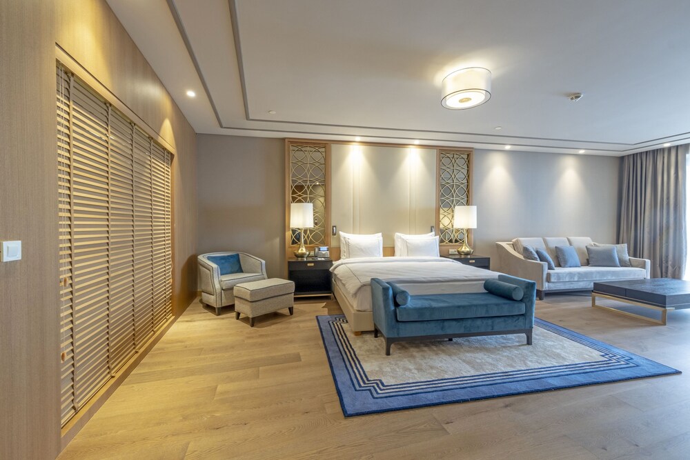 Royal Suite, Sea View - Photo 14