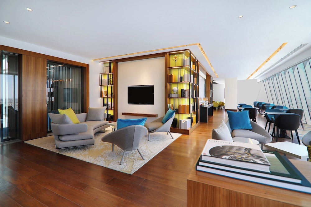 Club Room, 2 Twin Beds - Photo 8