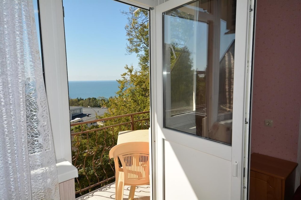 Deluxe Double Room, Balcony, Sea View photo 3