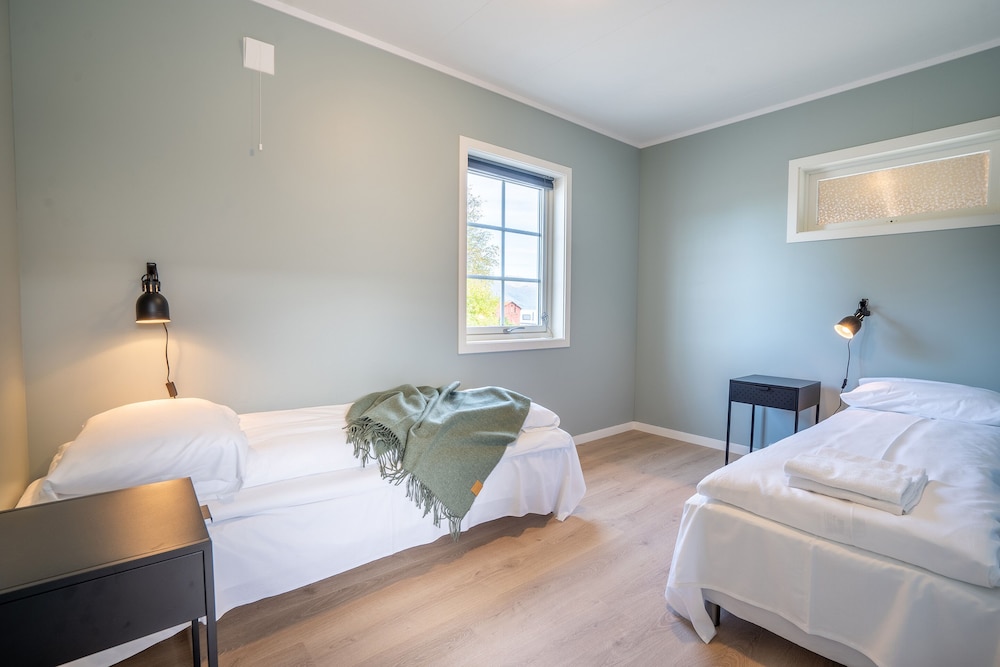 Economy Cabin, Multiple Beds, Courtyard View photo 3