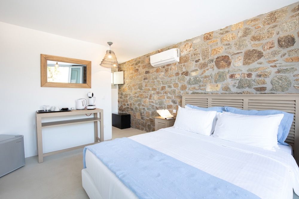 Standard Room - Photo 2
