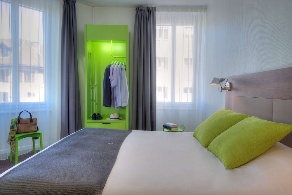 Standard Room, 1 Double Bed (Junior Bed up to 10 years) - Photo 6