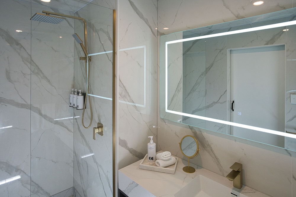 Superior Double Room - Photo 9