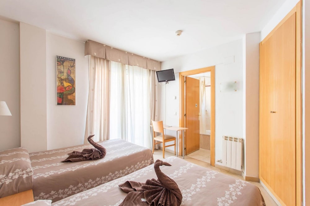 Double Room, 1 Queen Bed, Non Smoking photo 1