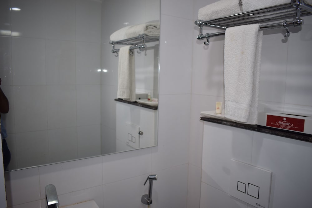 Deluxe Twin Room photo 2