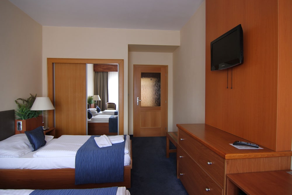 Premium Double Room photo 3