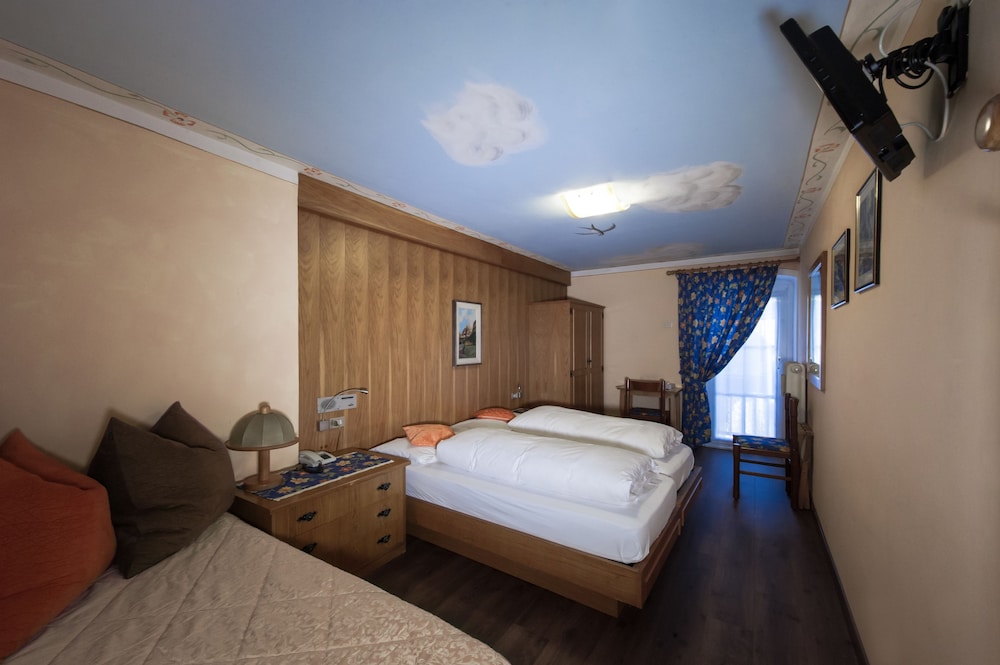 Superior Double or Twin Room, Balcony photo 1