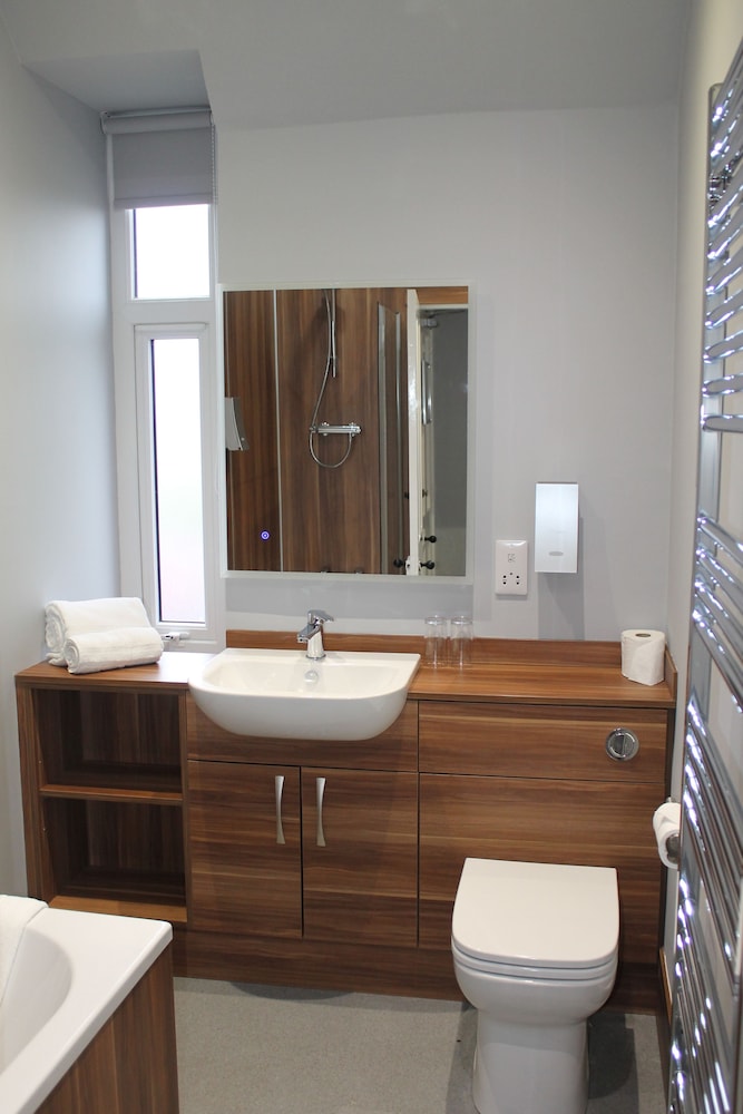 Deluxe Double or Twin Room, 1 Bedroom - Photo 6