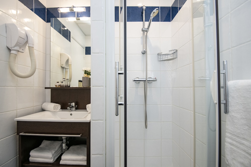 Basic Single Room photo 2