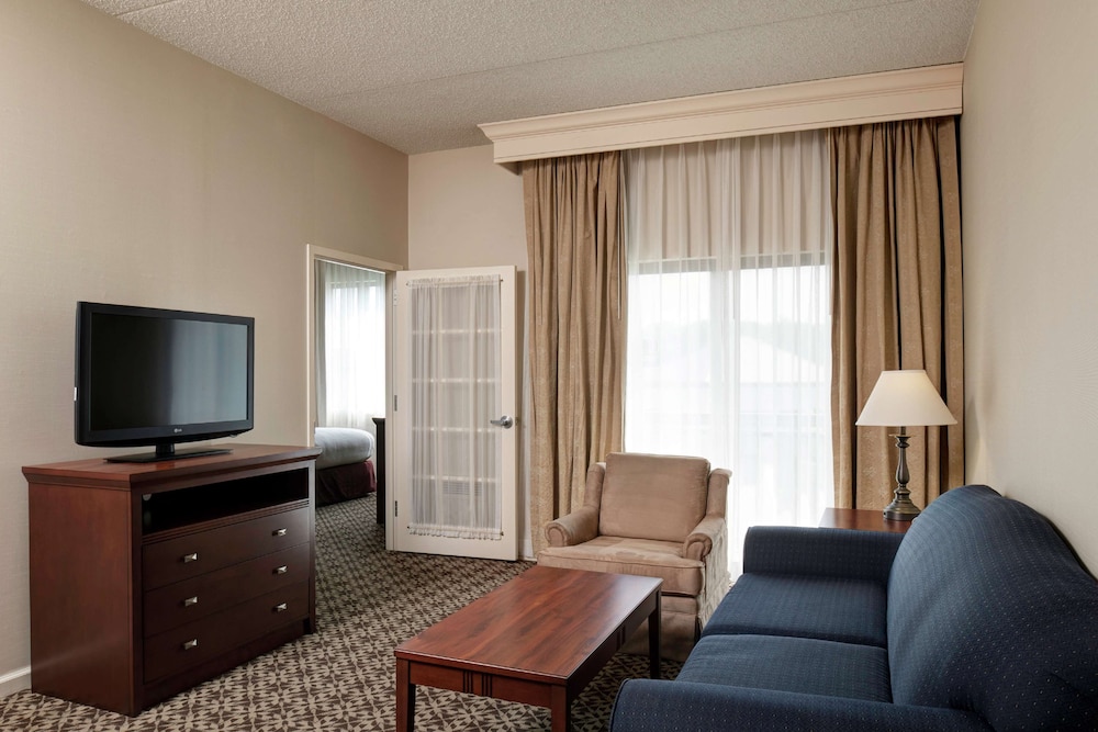 Suite, 2 Double Beds, Non Smoking - Photo 7