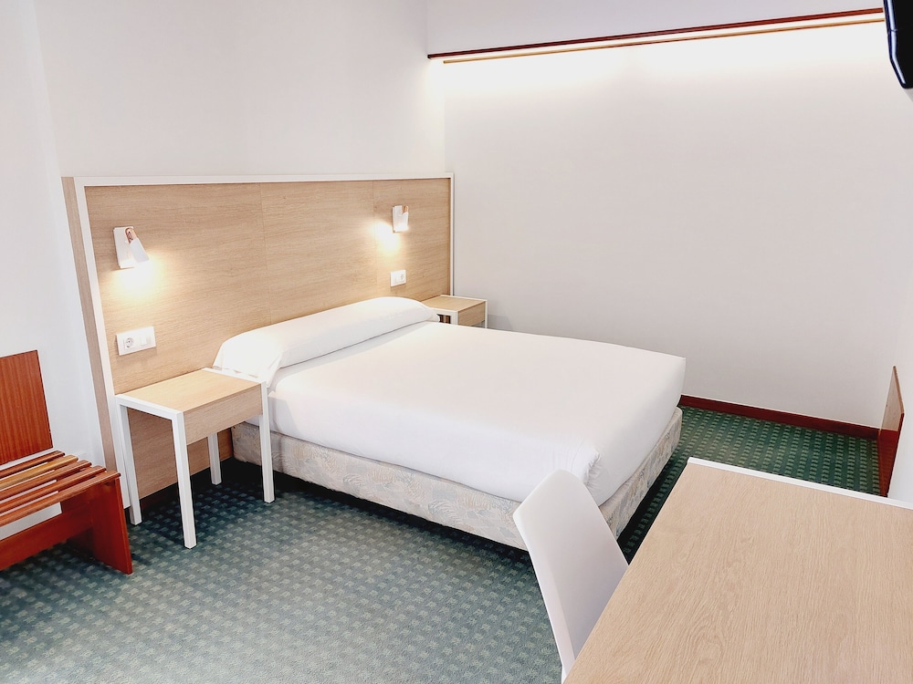 Standard Room - Photo 14