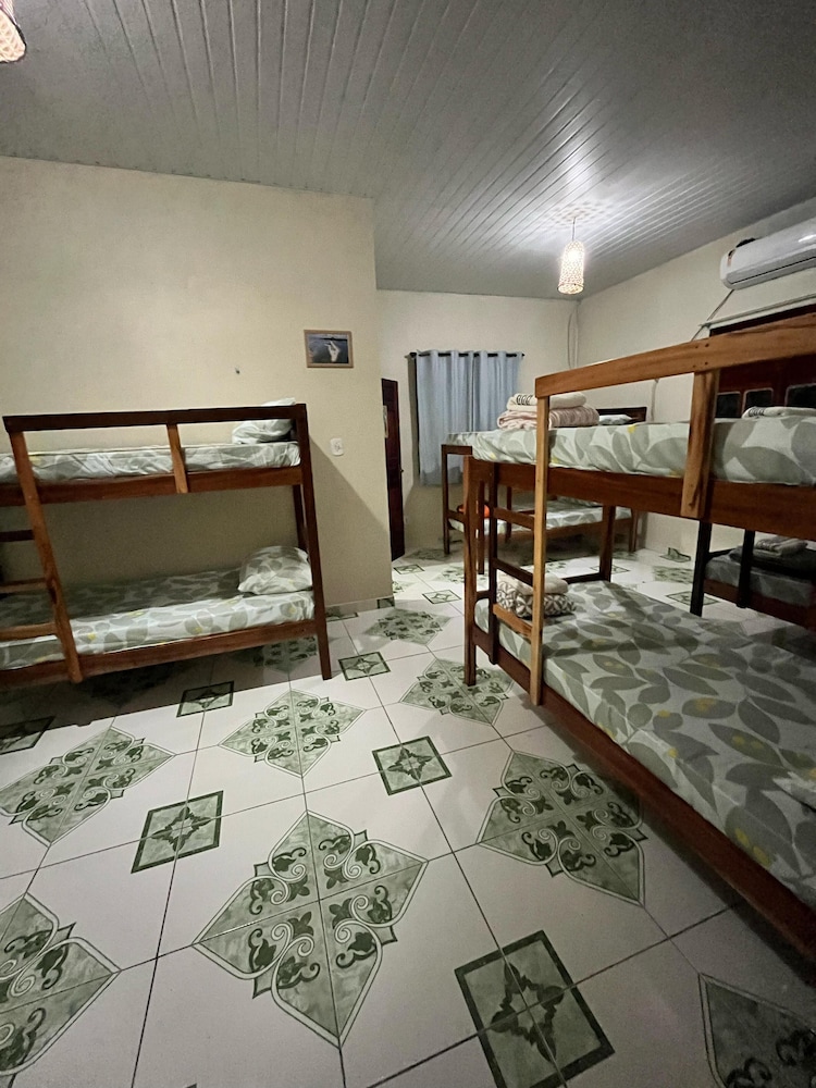 Economy Shared Dormitory, Lanai
