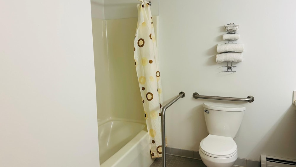 Capital O Swan Inn Comstock Park, Billede 6