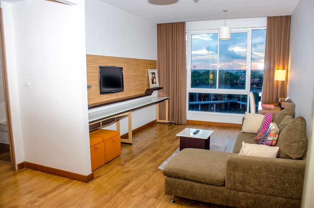 Grand Design Suite - Photo 25