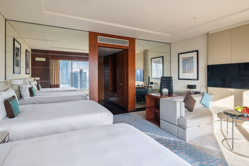Premier Deluxe Room - Photo 9