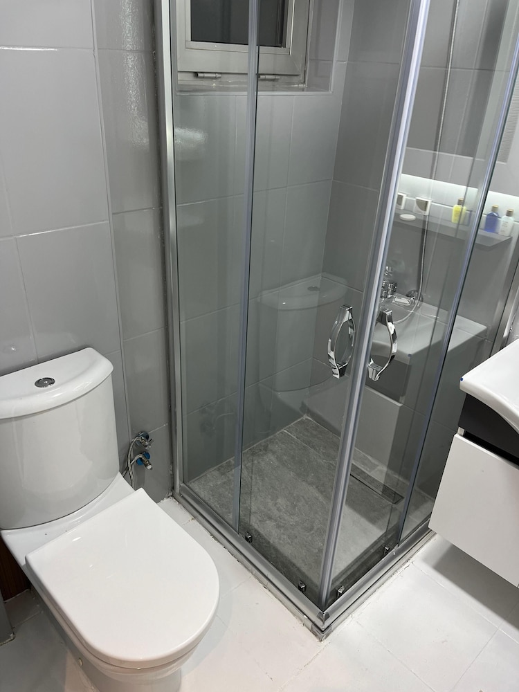 Economy Double Room Single Use, 1 Bedroom photo 2