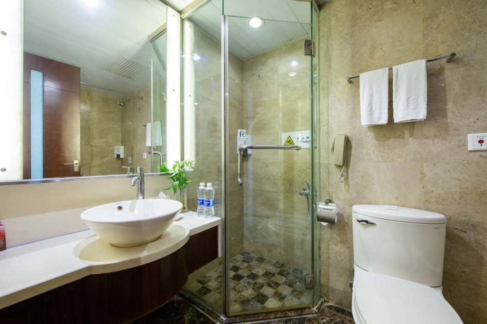 Executive Twin Room - Photo 6