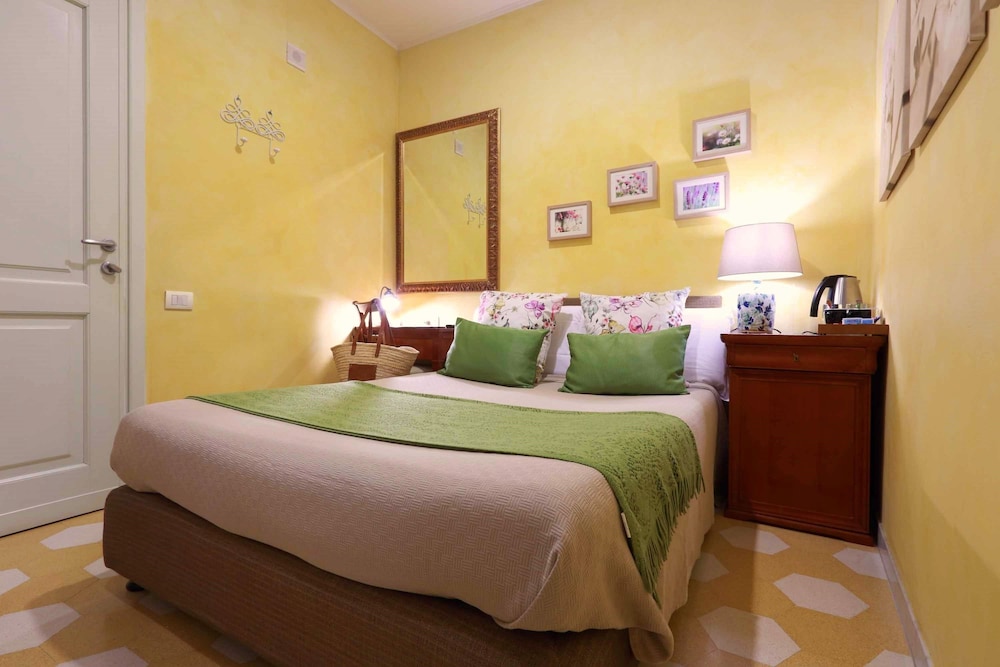 Economy Room photo 2