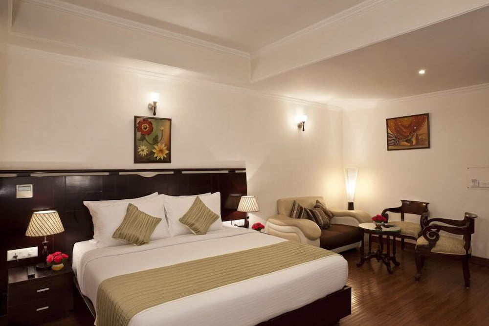Club Room - Photo 8