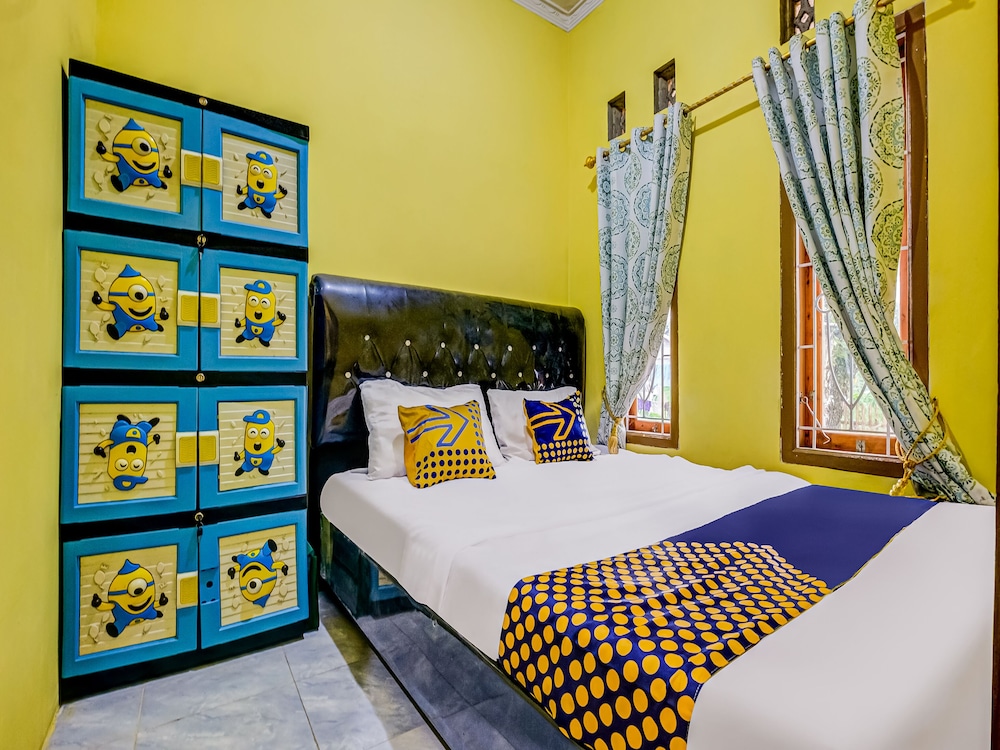 Economy Room