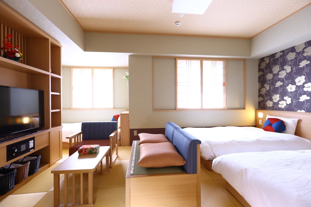 Superior Triple Room, Non Smoking - Photo 1