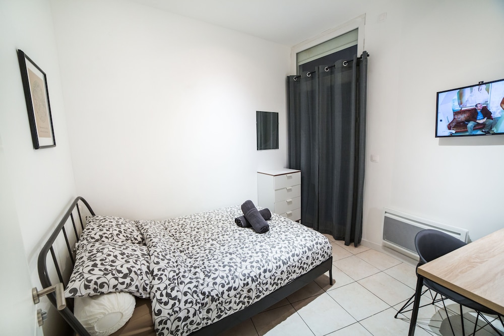 城市套房,共用浴室 (LGC habitat chambre 5)