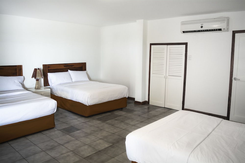 Family Suite, Multiple Beds, Non Smoking