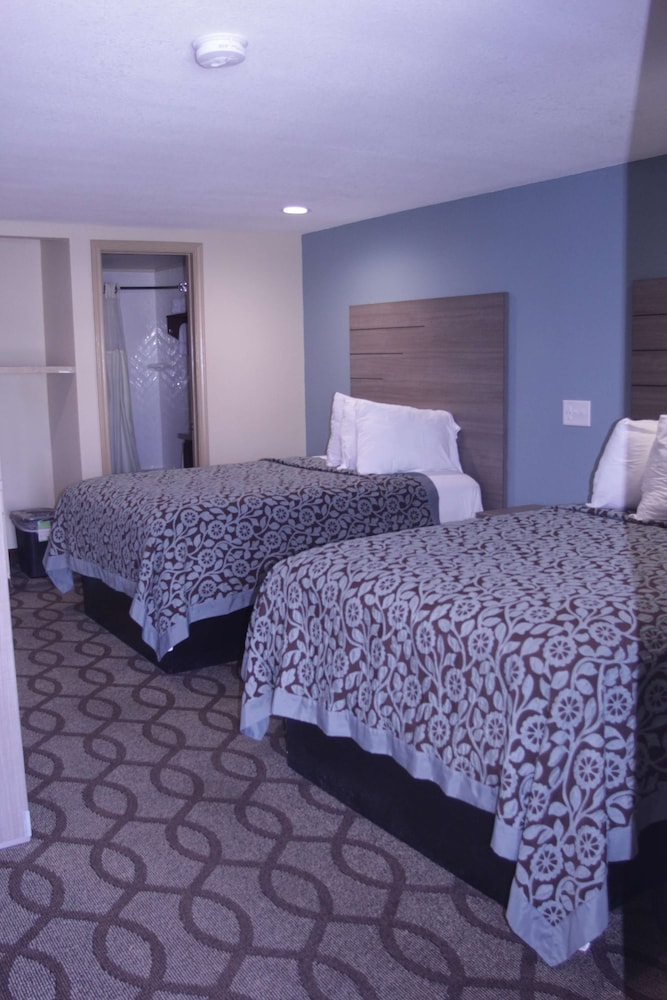 Standard Room, 2 Double Beds, Non Smoking, Kitchenette - Photo 1