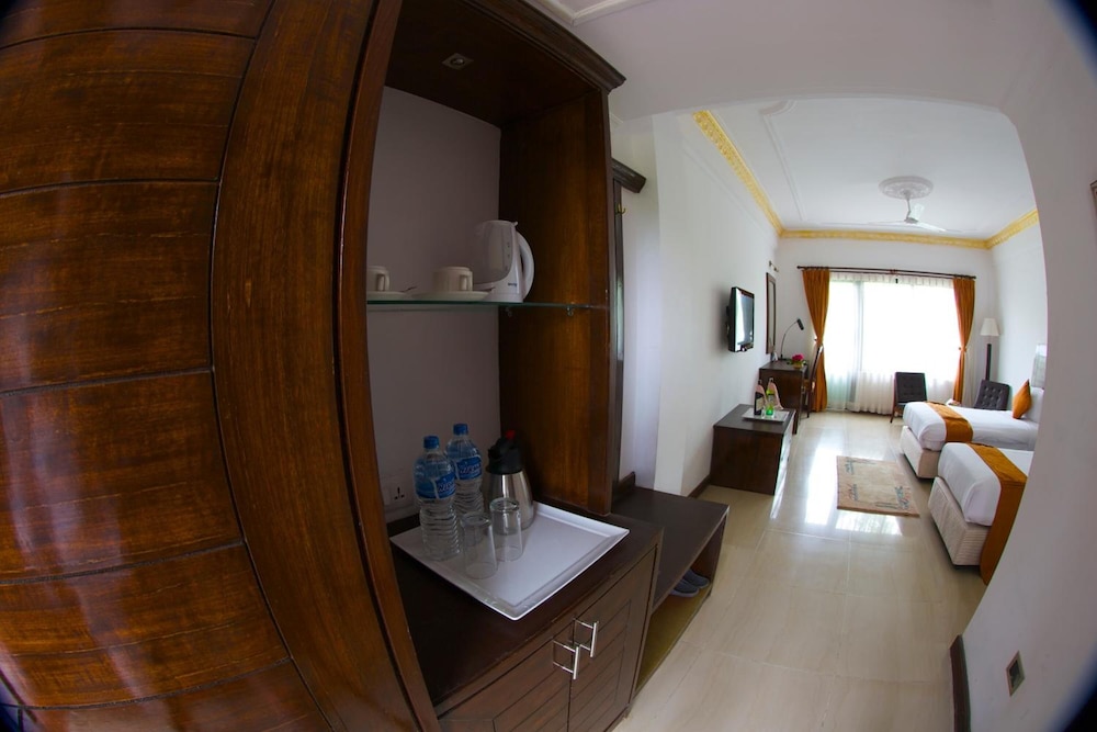 Deluxe Double or Twin Room - Photo 5